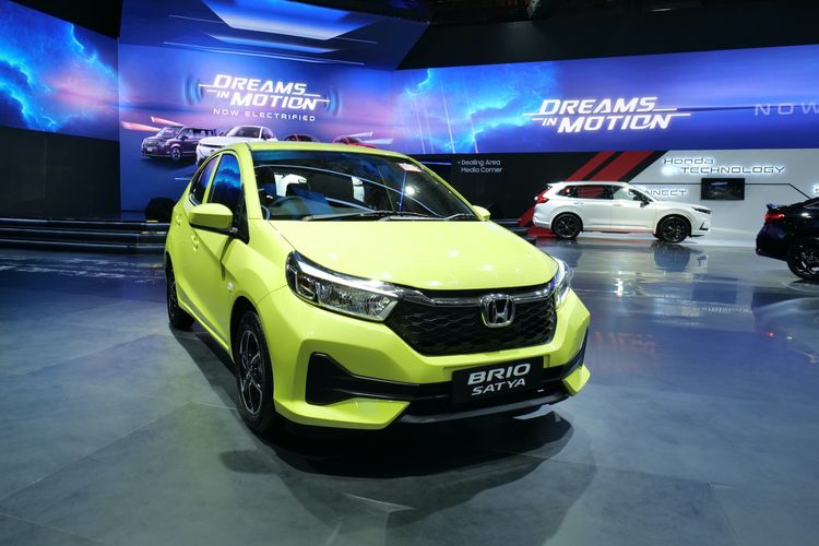Mobil bekas, Low Cost Green Car, LCGC, mobil bekas, harga mobil bekas, low cost green car, Daftar Harga LCGC Bekas Juli 2025, Ayla mulai Rp 90 Jutaan