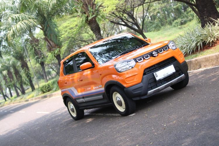 Suzuki S-Presso, efisiensi bahan bakar, pengalaman pengguna, perform mesin, Curhat Kelebihan dan Kekurangan Pakai Suzuki S-Presso 12.000 Km, Pengalaman Pengguna, Performa Mesin, Pajak dan Biaya Perawatan, Kekurangan , Kesimpulan