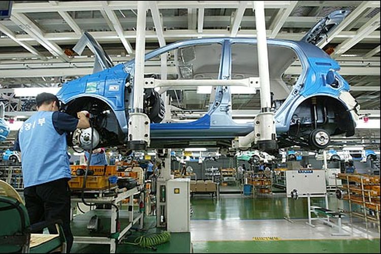 harga plastik, Hyundai, bahan baku plastik, Biaya Plastik Melonjak: Hyundai Pertahankan Harga Mobil