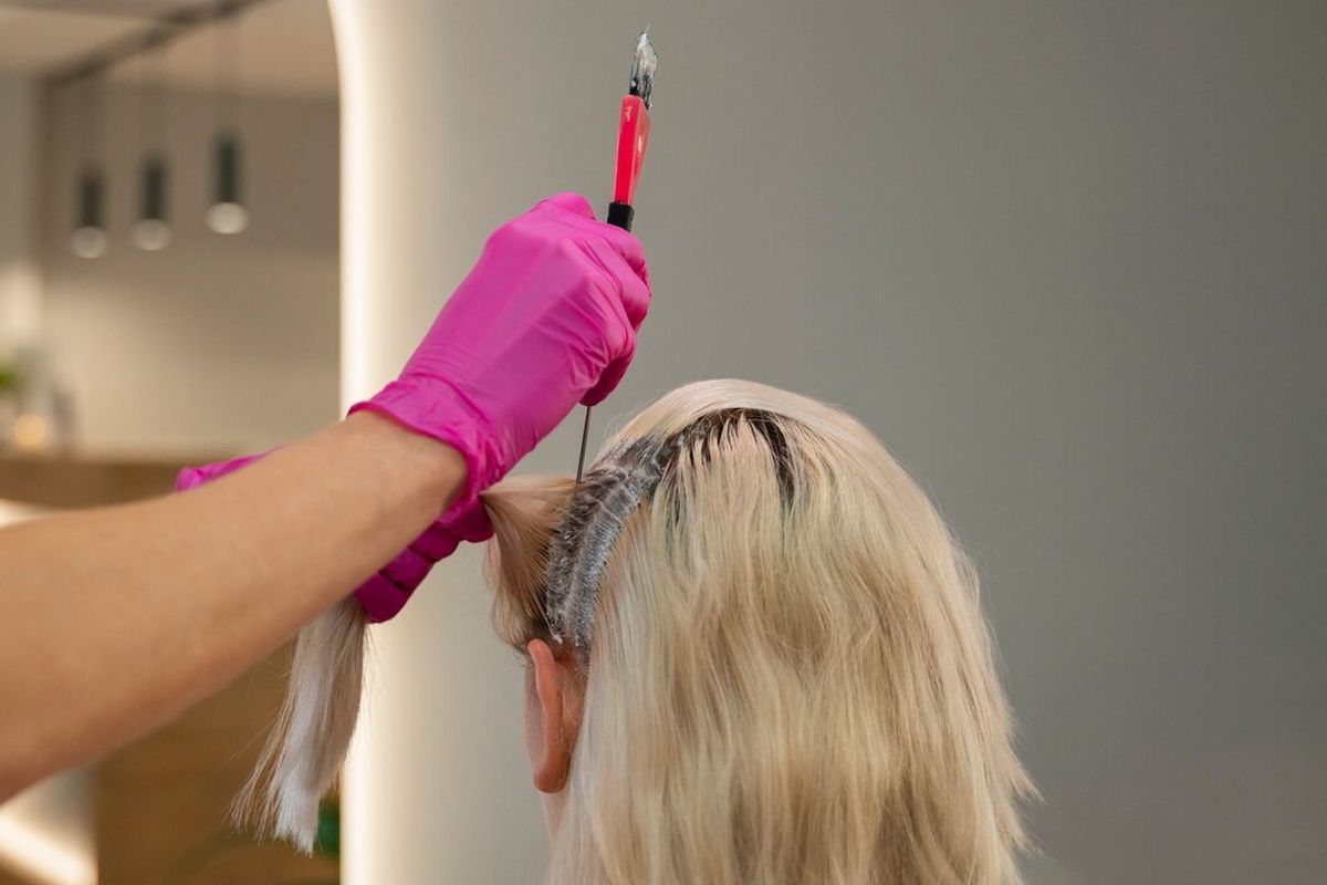 bleach, Aturan Aman Bleaching Rambut Tanpa Memicu Kerusakan