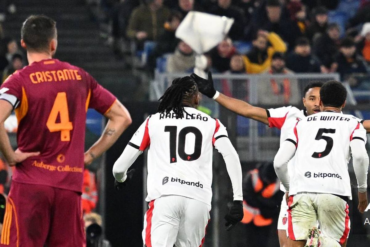 AS Roma, AC Milan, Koni De Winter, Pellegrini, Liga Italia, Hasil AS Roma Vs AC Milan 1-1: Penalti Pellegrini Pastikan Kedua Tim Berbagi Poin, Babak Pertama Berjalan Ketat, Milan Unggul Lebih Dulu, Penalti Pellegrini Samakan Skor, Susunan Pemain AS Roma vs AC Milan