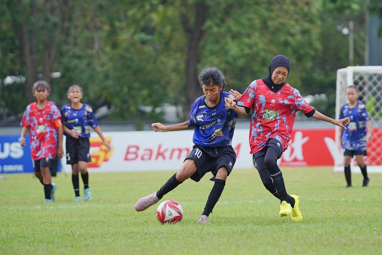 Jacksen F Tiago, MilkLife Soccer Challenge, Surabaya, sepak bola putri, Jacksen F Tiago Sorot Potensi Besar Sepak Bola Putri Surabaya