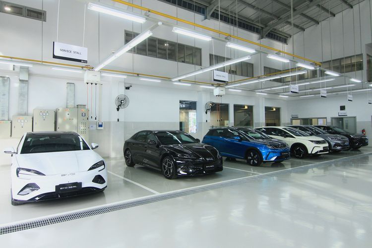 kendaraan listrik, Ekspansi BYD dan Denza, Haka Auto Siapkan 10 Diler Baru