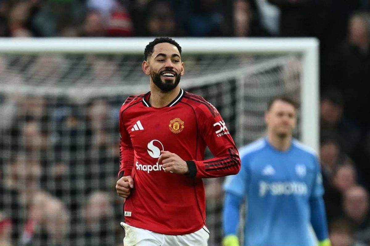 Man United, Frank Ilett, The United Strand, potong rambut, Liga Inggris, Matheus Cunha, Everton vs Man United, Matheus Cunha Lebih Pilih 15 Poin untuk MU daripada Urus Rambut Fan