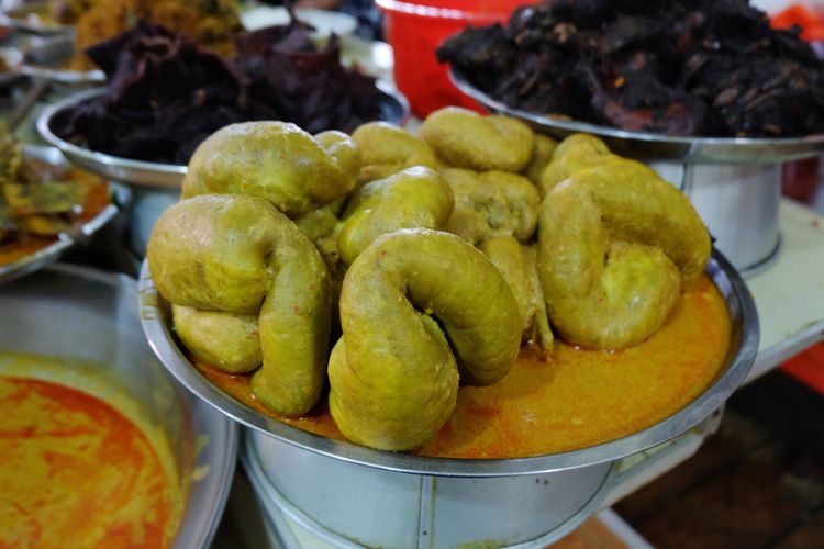Rendang, makanan, Buka Cuma Rendang, Ini 7 Deretan Makanan Khas Padang yang Tak Boleh Terlewatkan