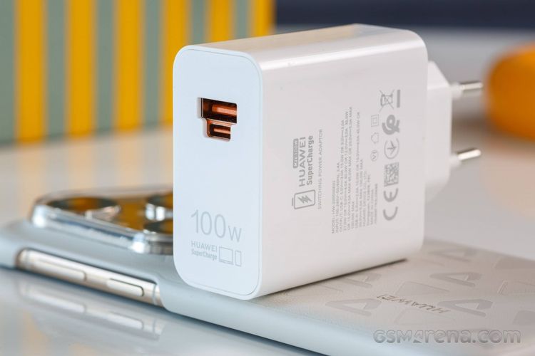 huawei, tahan air, IP68, telefoto, IP69, Huawei Pura 80 Ultra, spesifikasi Huawei Pura 80 Ultra, harga Huawei Pura 80 Ultra, kamera 1 inci, switchable dual telephoto, alasan beli huawei pura 80 Ultra, RAM 16 GB, 5 Alasan Beli Huawei Pura 80 Ultra, HP Rp 23 Juta dengan Sensor Kamera 1 Inci, 1. Kamera 1 inci, 2. Dual telefoto dengan skema unik, 3. Memori besar, 4. Ngecas super ngebut, 5. Tahan air
