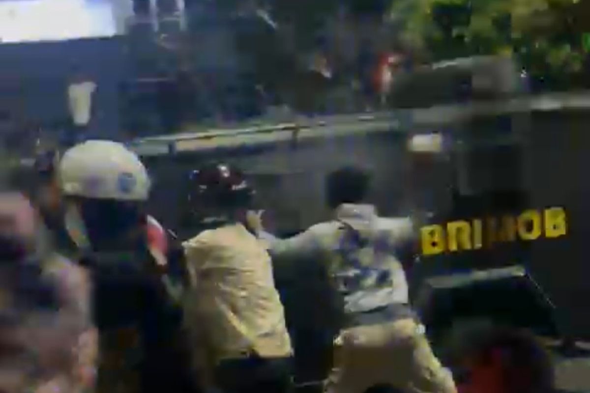 ojol meninggal, ojol dilindas brimob, ojol dilindas polisi, ojol dilindas mobil brimob, affan kurniawan, ojol tewas dilindas rantis, ojol dilindas mobil rantis, Affan Kurniawan Tak Ikut Demo, Antar Orderan Tapi Dilindas Rantis Brimob