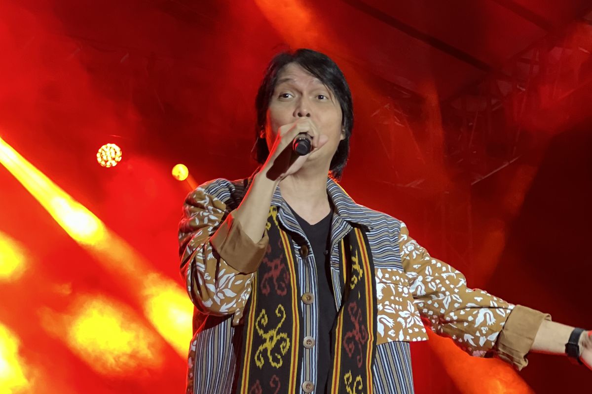 Once Mekel, Dewa 19, ngunduh mantu Al Ghazali, Ahmad Dhani, Ngunduh Mantu Al Ghazali, Benarkah Once Manggung Bareng Dewa 19 di Acara Ngunduh Mantu Al Ghazali?