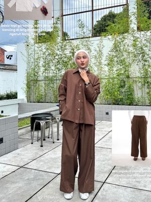 5 Inspirasi OOTD Bukber 2026, Bikin Look Kamu Auto-Fresh, 1. Rani Stripes Shirt – Haidee and Orlin (Rp300.000-an), 2. Jelena Shirt and Pants One Set – Hosofolshopaholic (Rp160.000-an), 3. Karuri Shirt – Myrubylicious (Rp190.000-an), 4. Kulot Pensil – Its Saudaree (Rp99.000), 5. Rok Rilis Almond Milk – Inkano (Rp219.000)