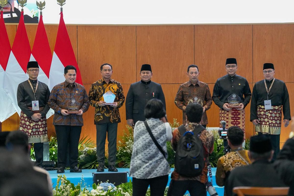 Erick Thohir, pencak silat, Menpora, PB IPSI, Sugiono, Menpora Erick Thohir Terima Penghargaan dari Presiden di Munas XVI PB IPSI