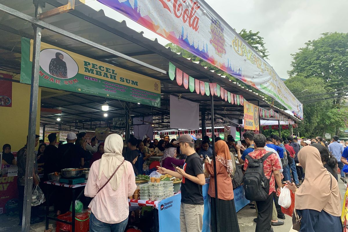 Mau War Takjil di Benhil? Ini Rute Naik KRL, MRT, TransJakarta, dan Jaklingo, 1. Naik KRL ke Pasar Benhil, 2. Naik MRT ke Pasar Benhil, 3. Naik TransJakarta ke Pasar Benhil, 4. Naik Jaklingo ke Pasar Benhil