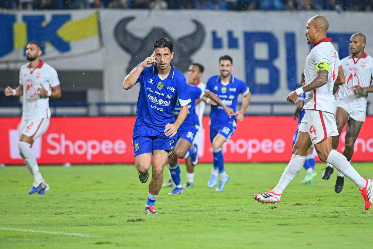 Persib, Malut United, Thom Haye, ACL 2, Hasil Persib Vs Malut United 2-0, Bojan Hodak Terkejut dengan Strategi Lawan