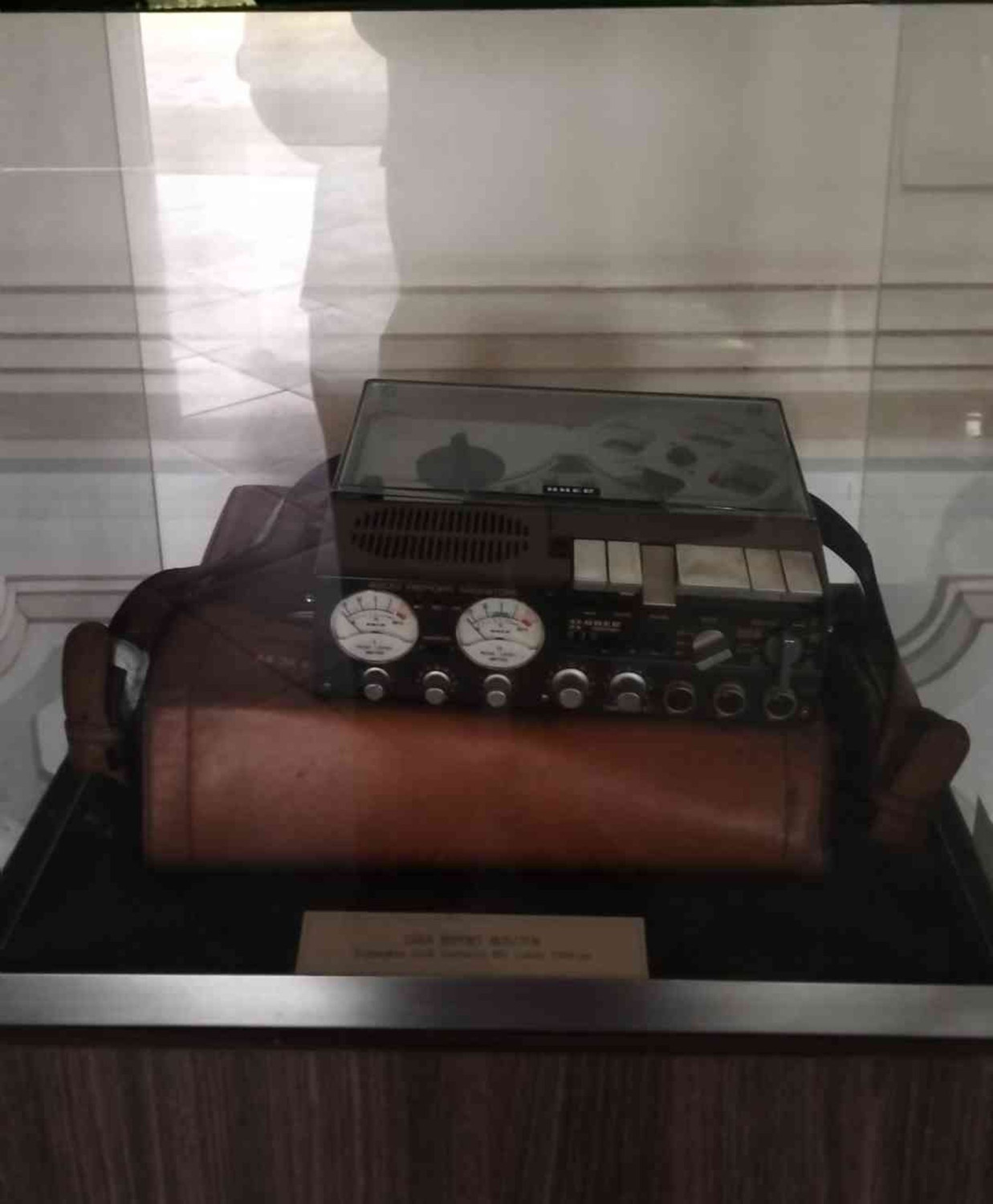 Depok, Landhuis Tjimanggis, Sejarah Depok yang Nyaris Terkikis, Museum Rumah Cimanggis , Sejarah Landhuis Tjimanggis , Berpindah tangan , Kehancuran landhuis Tjimanggis 