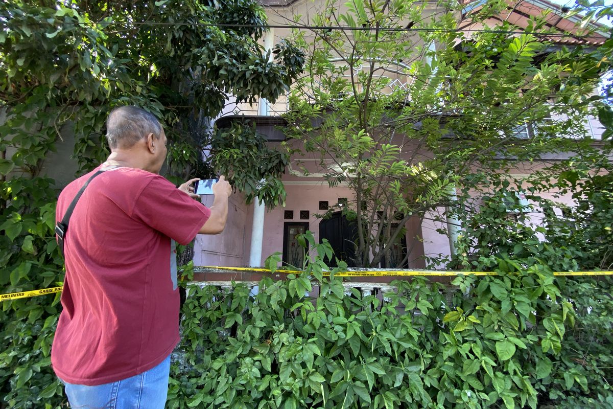 Indramayu, pembunuhan di indramayu, kematian misterius, keluarga terkubur, pembunuhan di indramayu hari ini, 5 Mayat di indramayu, Misteri 5 Mayat di Indramayu Siapa Sebenarnya Keluarga Haji Sahroni?