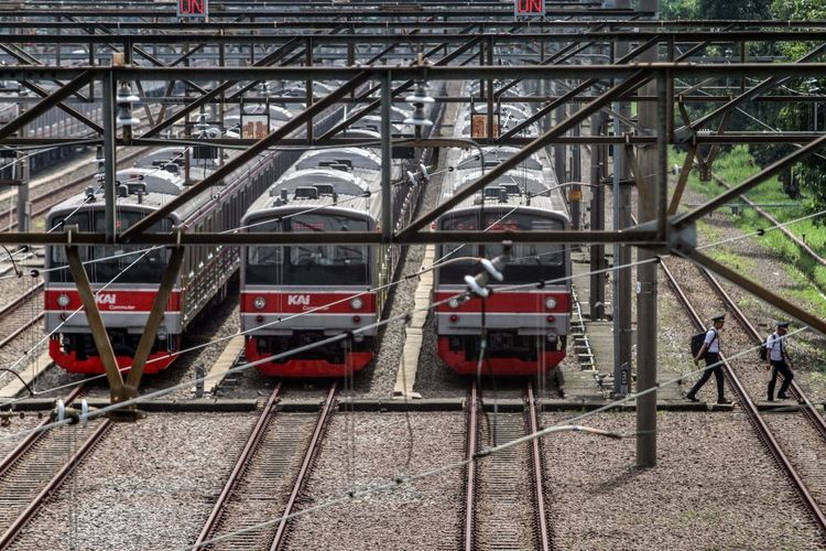 KRL Jabodetabek, KRL Jabodetabek Beroperasi 24 Jam, KRL Jabodetabek 24 jam, Akankah KRL Jabodetabek Beroperasi 24 Jam? Ini Penjelasan KAI