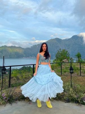 Erika Carlina, Erika Carlina hamil, style erika carlina, erica carlina, siapa erika carlina, erika carlina siapa, Contek 3 Style Erika Carlina, dari Sporty sampai Feminin