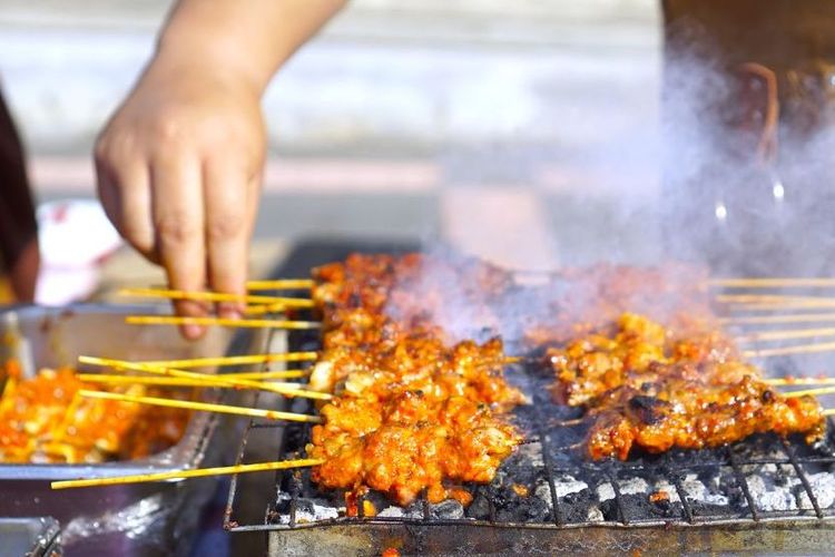 daging kurban, Idul Adha, sate kambing, bumbu sate kambing, Daging kambing, Cara membuat sate kambing, daging kambing, Sate kambing, idul adha, Sate Kambing, cara membuat sate kambing, olesan sate kambing, Racikan Bumbu Sate Kambing, Cuma 4 Bahan untuk Olesan Daging Kurban, Bahan sate kambing, Bahan olesan sate, Saus sate kambing, Cara membuat sate kambing