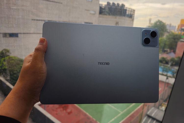 Tecno, Megapad SE, Tablet, Mencoba Tecno Megapad SE, Tablet Murah dengan Tombol AI Nyentrik