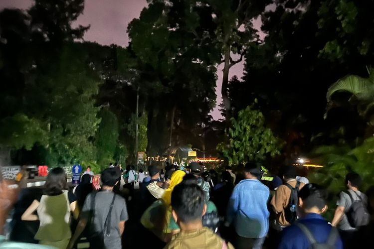 Ragunan Kini Buka Sampai Jam 10 Malam: Siang Lihat Satwa, Malam untuk Olahraga