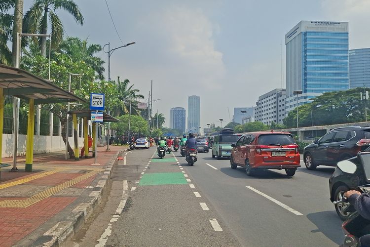 lalu lintas, Ada Demo di DPR Siang Ini, Simak Jalur Alternatif Hindari Macet