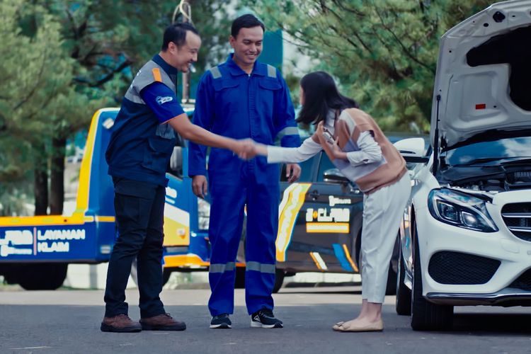 klaim asuransi, Biaya perbaikan mobil, Paintless Dent repair, biaya minimal klaim, Lebih Murah PDR atau Klaim Asuransi untuk Bodi Mobil Rusak?, Apa yang Harus Diketahui Tentang Biaya Perbaikan Mobil?, Bagaimana Sistem Klaim Asuransi Mobil Bekerja?, Apa Itu Biaya Minimal dalam Klaim Asuransi?, Apa Keuntungan dari Metode Paintless Dent Repair (PDR)?, Kapan Klaim Asuransi Lebih Menguntungkan?