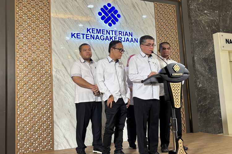 Bantuan Subsidi Upah, Kemnaker, BSU tahap 2, kemnaker, Kapan BSU Tahap 2 Cair? Ini Bocoran Menaker & Cara Cek Status Penerima