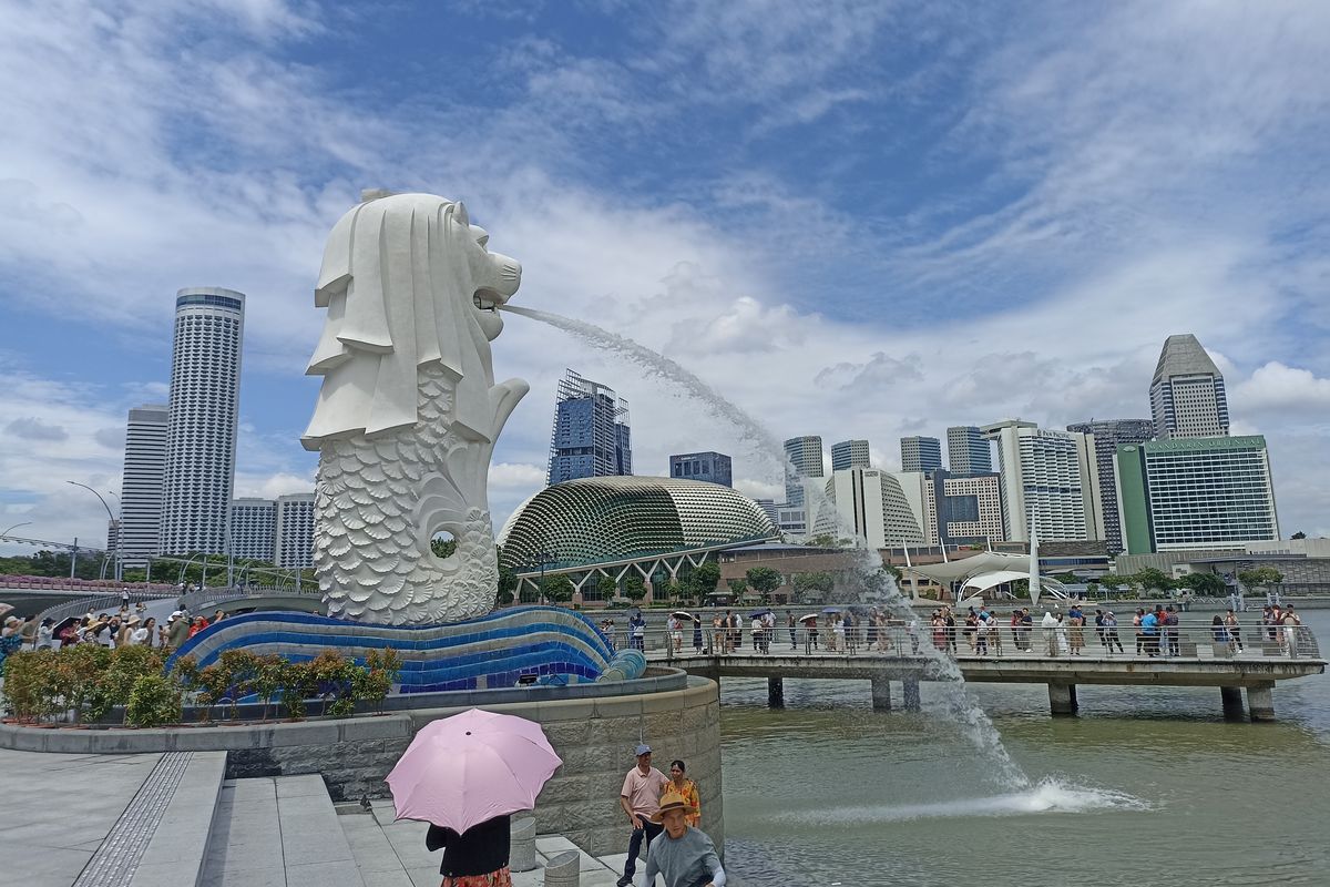 Eka Tjipta Widjaja, Mimi Yuliana Maeloa, Singapura, singapura, cucu eka tjipta widjaja beli bungalo, Jejak Eka Tjipta Widjaja: Pendiri Sinar Mas, Cucu Beli Bungalo Mewah di Singapura