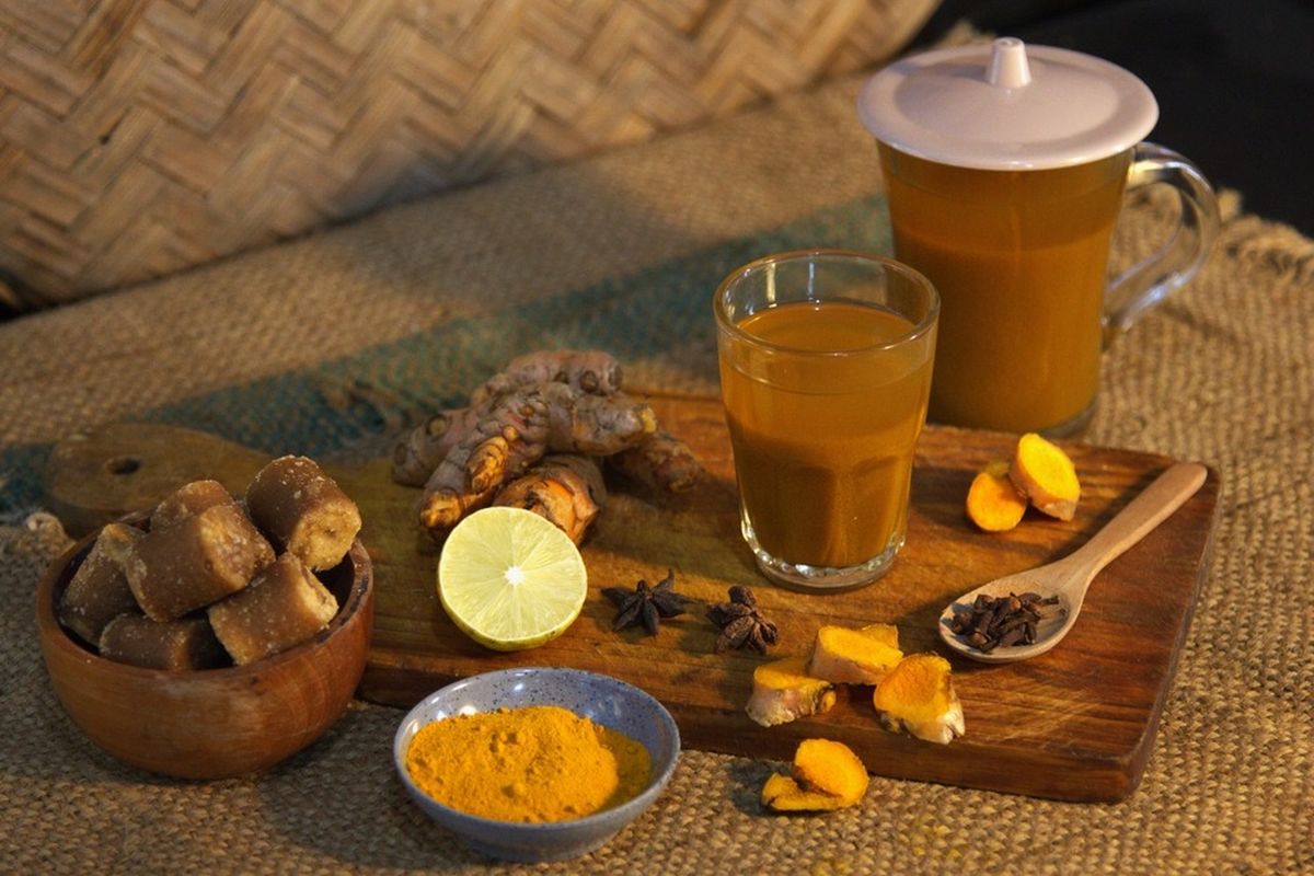Minuman, Indonesia, Soda gembira, TasteAtlas, Bajigur, Kopi luwak, Jamu, Wedang jahe, Bandrek, Kopi tubruk, 7 Minuman Non-alkohol Indonesia Terbaik Versi TasteAtlas, 1. Soda gembira, 2. Bajigur, 3. Kopi luwak, 5. Wedang jahe, 6. Bandrek, 7. Kopi tubruk