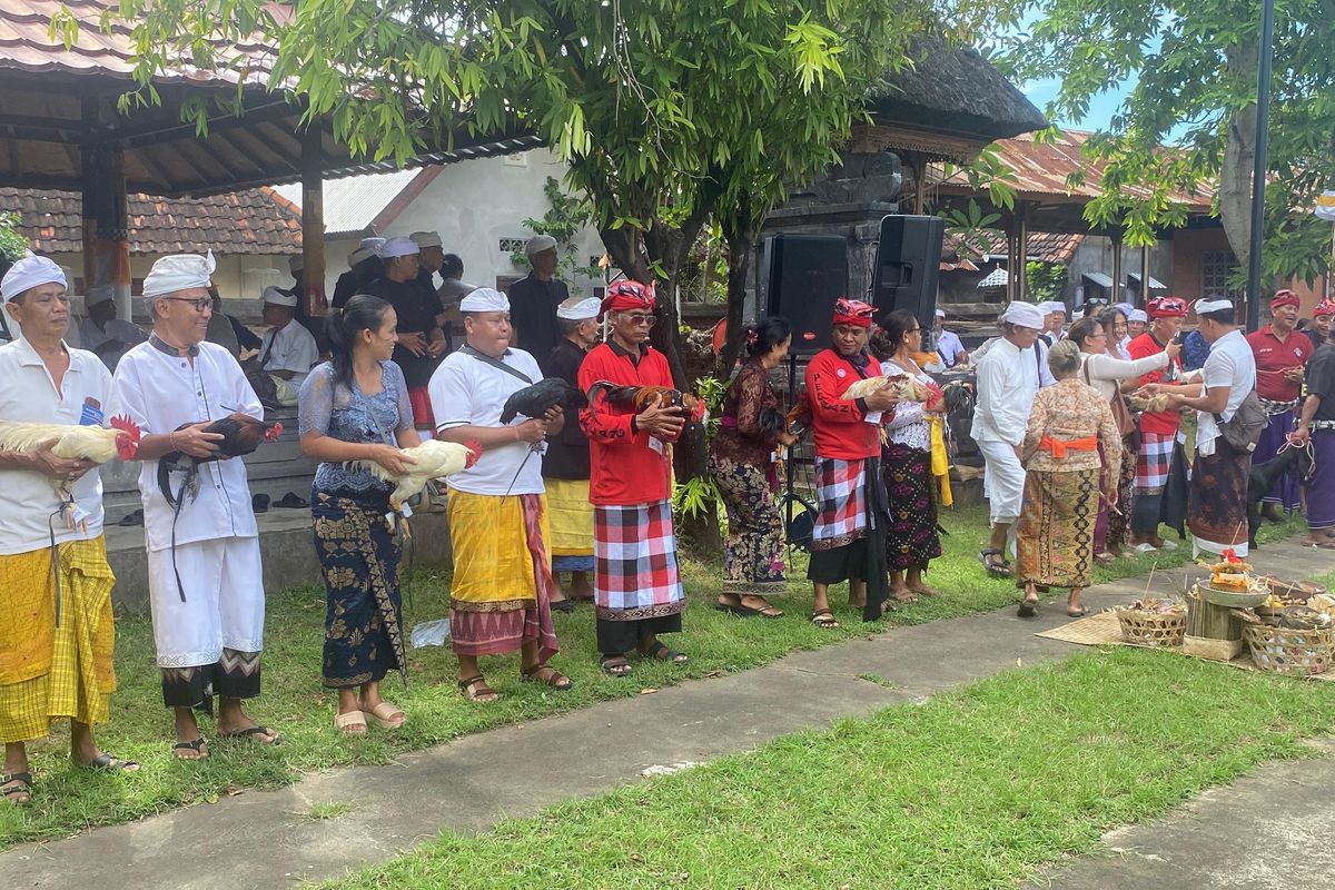 tempat wisata, Daftar 6 Tempat Wisata yang Tutup Selama Perayaan Nyepi, 1. Danau Buyan - Danau Tamblingan (Bali), 2. Panelokan, Kintamani (Bali), 4. Sangeh Monkey Forest (Bali), 5. Candi Prambanan (Jawa Tengah/Yogyakarta), 6. Gunung Bromo (Jawa Timur)