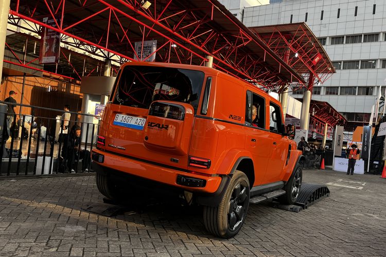 SUV listrik, iCar V23, Tes Singkat iCar V23: Libas Tanjakan Curam 38 Derajat