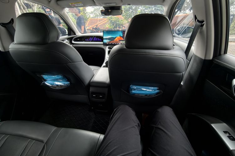 Chery QQ3, Geely EX2, mobil listrik murah, Chery QQ3 EV vs Geely EX2, Mana Lebih Unggul di Segmen EV Murah?