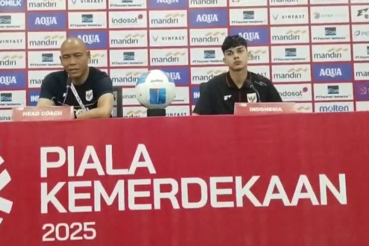 Nova Arianto, timnas u17 Indonesia, piala kemerdekaan 2025, Timnas U17 Indonesia vs Uzbekistan, Nova Arianto Ingatkan Para Pemain Timnas U17 Tak Selebrasi Berlebihan