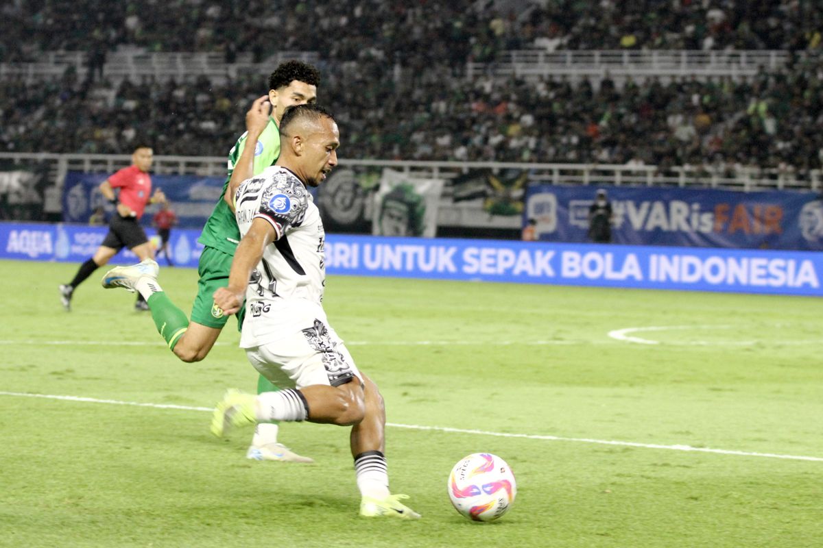 Bali United, Liga 1, Persebaya, Persebaya vs Bali United, Stefano Cugurra, Teco, Hasil Liga 1, Persebaya Vs Bali United, hasil persebaya vs bali united, Liga 1 2024-2025, Hasil Persebaya Vs Bali United 1-3, Perpisahan Indah Teco di GBT