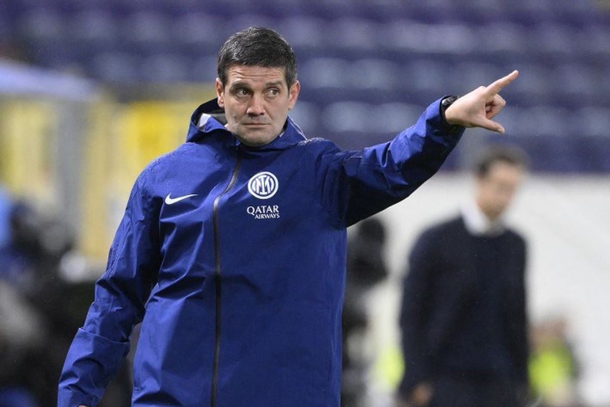 Inter Milan, Serie A, Alasan Chivu Disamakan dengan Mourinho Usai Konferensi Pers