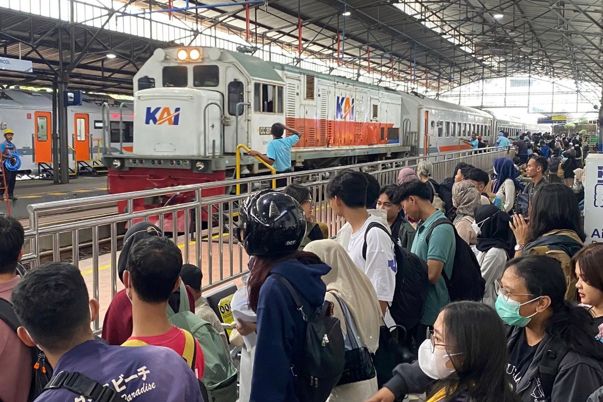 jadwal pemesanan tiket kereta api Lebaran 2026, kereta api Lebaran 2026, cara beli tiket kereta Api Lebaran 2026, Cara Beli Tiket Kereta Api Lebaran 2026 Online lewat Website KAI