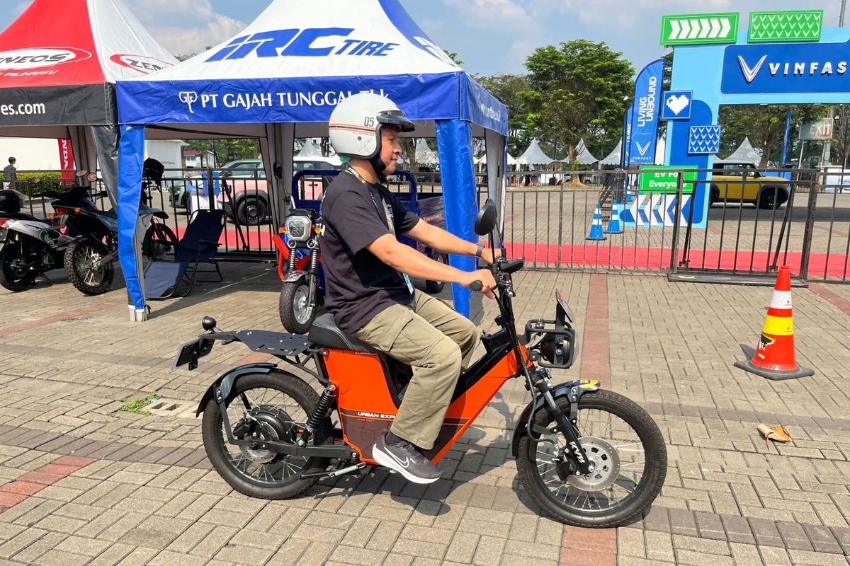 Kupprum, test ride, motor listrik, Kupprum URB-X, Test ride, kupprum motor listrik, Tes Motor Listrik Kupprum URB-X, Akselerasi Spontan dan Suspensi Empuk