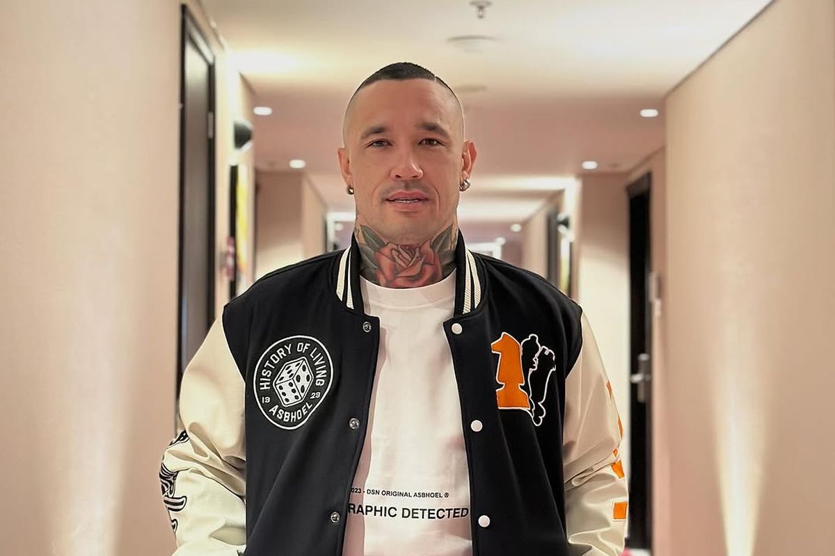 Timnas Indonesia, Radja Nainggolan, radja nainggolan as roma, radja nainggolan bhayangkara fc, Raja Nainggolan Ingin Bela Timnas Indonesia, Merasa Tak Dihargai di Belgia, Radja Nainggolan: Saya lebih suka bermain untuk Indonesia, Sanjungan untuk Sandy Walsh dan Ragnar Oratmangoen, Performa Masih Tajam di Usia 37 Tahun, Karier Eropa Penuh Prestasi, Merasa Kurang Dihargai di Belgia