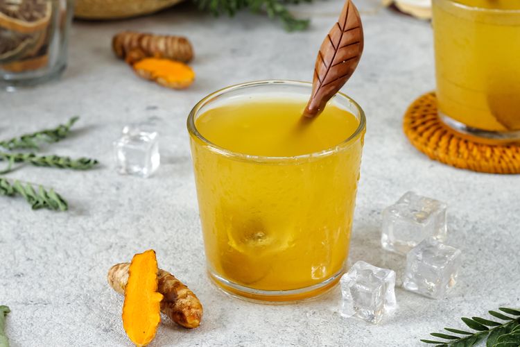 jamu tradisional, minum jamu, manfaat jamu, ramuan herbal, jenis jamur di indonesia, jamu tradisional adalah, jenis jamu gendong, jamu, minuman sehat, jenis jamu, Rempah Nusantara, jamu tradisional segar, 17 Jenis Jamu Tradisional Indonesia yang Terkenal dan Manfaatnya bagi Tubuh, 1. Kunyit Asam, 2. Beras Kencur, 3. Temulawak, 4. Paitan, 5. Kunci Sirih, 6. Kudu Laos, 7. Uyup-uyup, 8. Sinom, 9. Galian Singset, 10. Cabai Puyang, 11. Brotowali, 12. Wedang Jahe, 13. Daun Jelatang, 14. Endak-endak Cacing, 15. Pilis, 16. Lempuyang, 17. Galian Parem