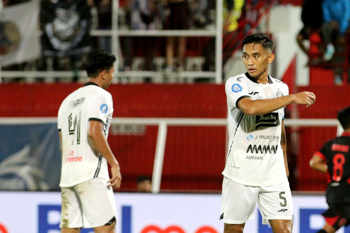 Persebaya, persebaya vs persija, Rizky Ridho, Super League, bek timnas Indonesia, kiprah rizky ridho, Persebaya Vs Persija: Momen Pulang Kampung Rizky Ridho ke Stadion GBT