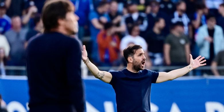 Barcelona, Cesc Fabregas, Joan Laporta, Como 1907, LaLiga, Como, Pantau Cesc Fabregas, Barcelona Utus Tangan Kanan Joan Laporta ke Como
