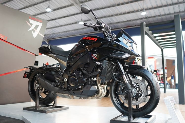 motor CBU, harga motor, Alasan Harga Motor CBU Bisa Sangat Mahal, Ini Penyebab Utamanya
