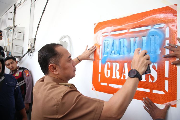 parkir liar, juru parkir liar, jangan beri uang ke juru parkir liar, Biasakan untuk Tidak Memberi Uang ke Juru Parkir Liar