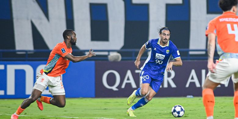 Persib, Ratchaburi, AFC Champions League Two, Persib Bandung, ACL 2, Andrew Jung, Ratchaburi FC, Andrew Jung Klarifikasi soal Insiden Bobotoh Masuk Lapangan Usai Persib vs Ratchaburi FC