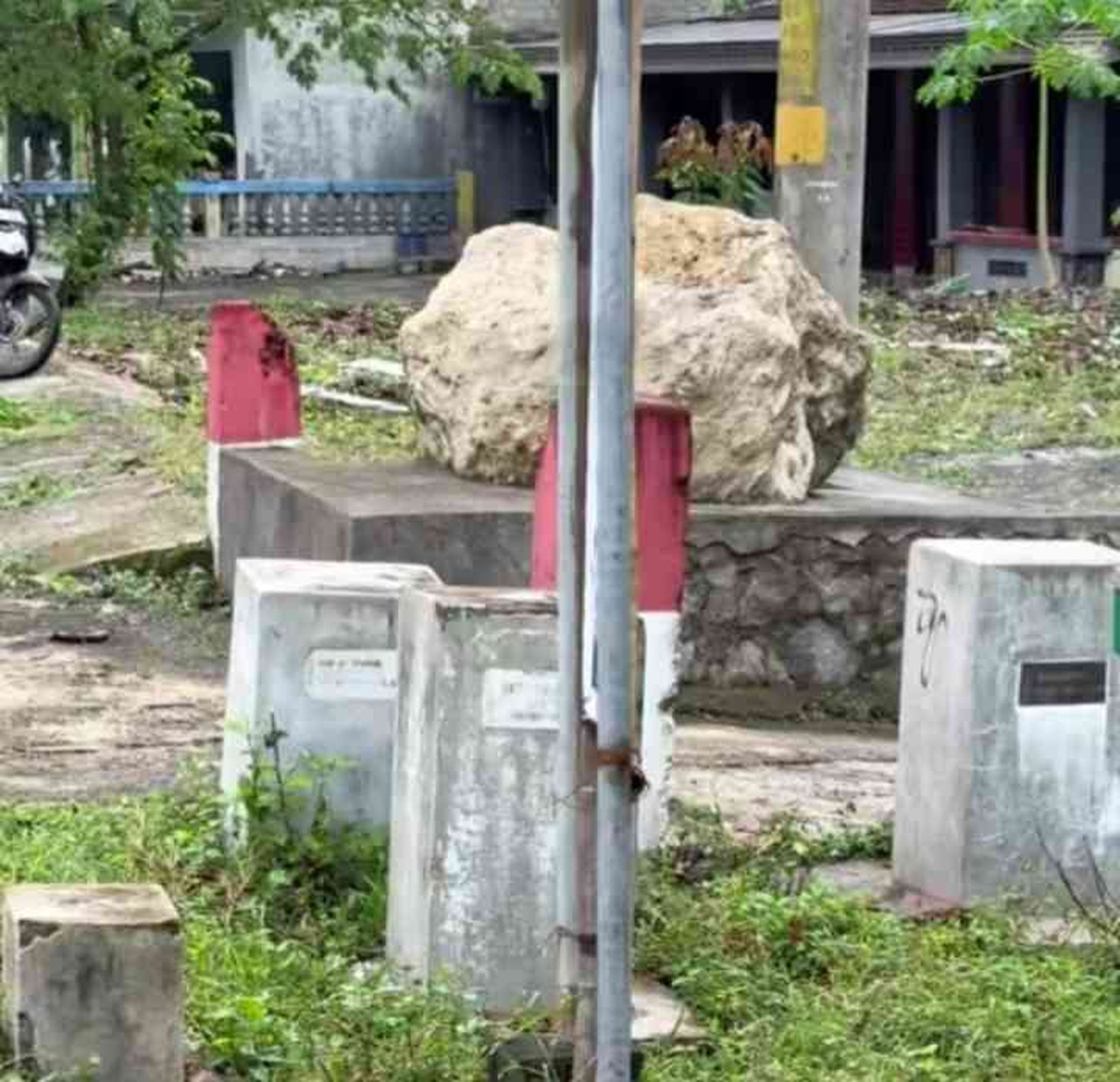 Mengenal Tugu Jatibedug, Penjaga Perbatasan Tiga Wilayah di Tanah Jawa