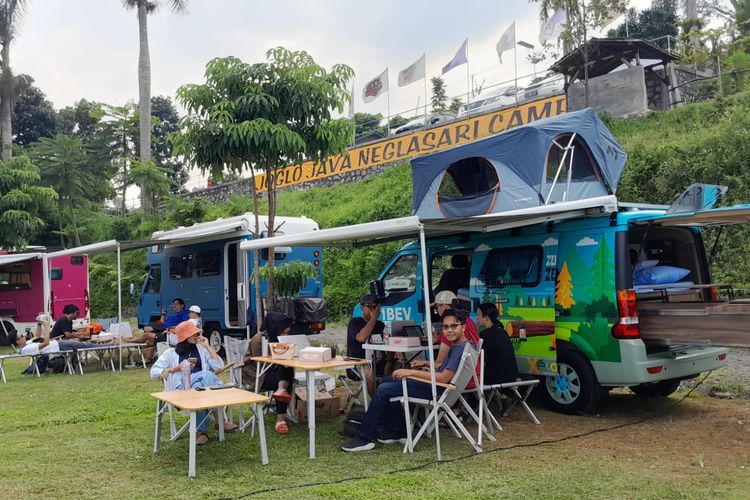 campervan, mobil, kemping, Campervan, Kegiatan alam bebas, Bikin Campervan Tak Harus Mahal, Dimulai dari Mobil yang Ada