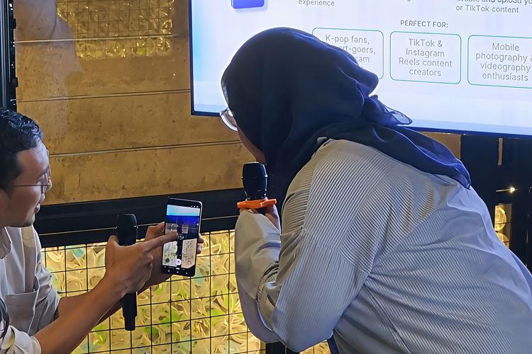 Samsung, 5 Pengaturan Kamera HP agar Fancam Konser Lebih Tajam, 2. Turunkan exposure dan kunci fokus, 3. Manfaatkan zoom optik, hindari slider, 4. Aktifkan fitur pendukung kamera, 5. Gunakan mode yang sesuai