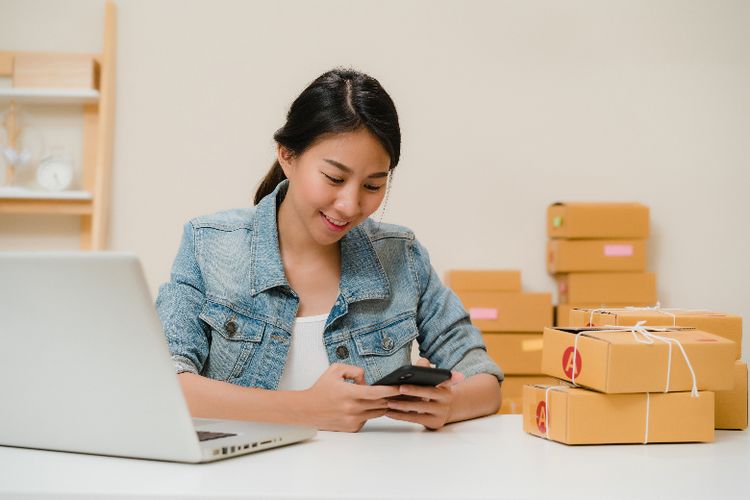 belanja offline, belanja online, tren belanja online, tren belanja, belanja bikin bahagia, tren belanja saat ini, tren belanja online di indonesia, tren belanja masyarakat, Tren Belanja Online Masih Diminati, tapi Belanja Offline Tidak Kalah Saing