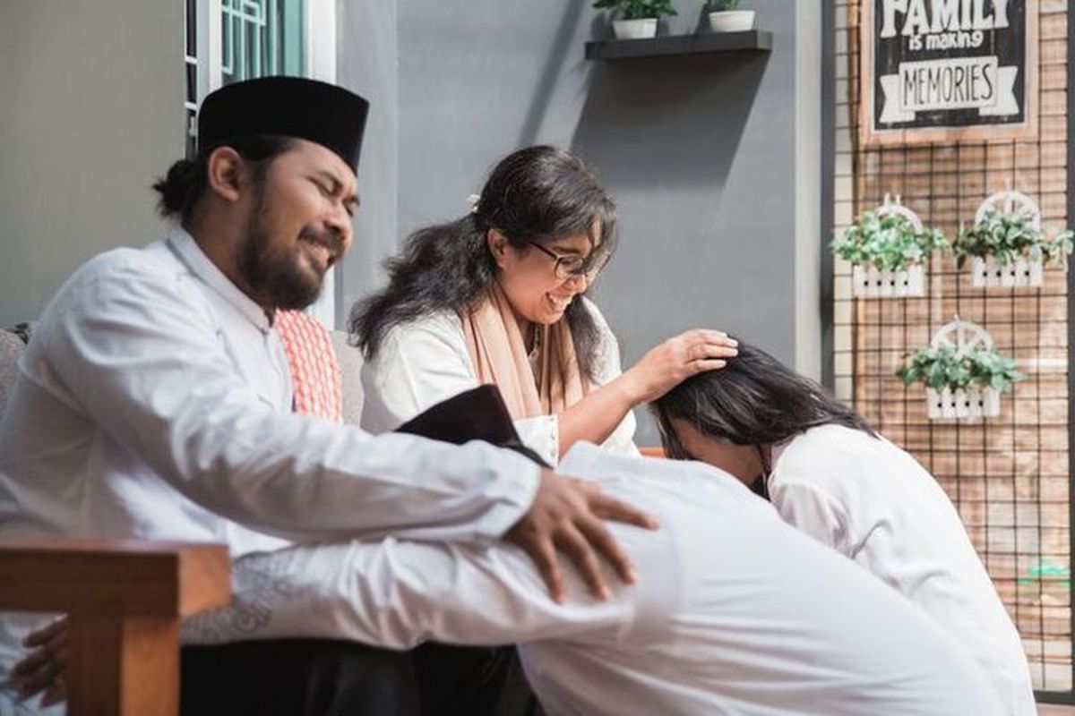 sungkem Lebaran, ucapan sungkem Lebaran, 30 Ucapan Sungkem Lebaran dalam Bahasa Jawa untuk Eyang, Ayah, dan Ibu