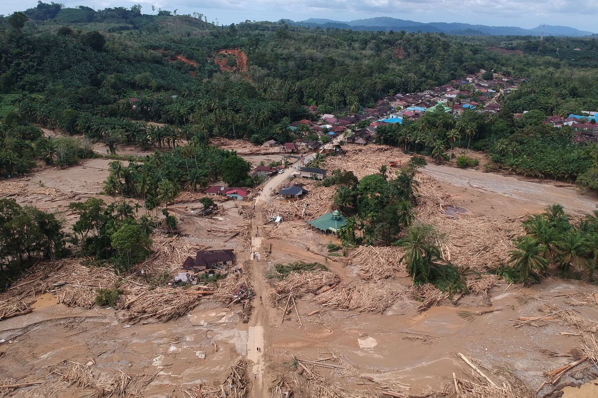 Konsulat Jenderal Malaysia di Medan, bencana hidrometeorologi, banjir sumatera, longsor sumatera, konsulat jenderal malaysia di medan, wn malaysia hilang di sumatera, 4 WN Malaysia Dilaporkan Hilang Imbas Bencana Banjir di Sumatera