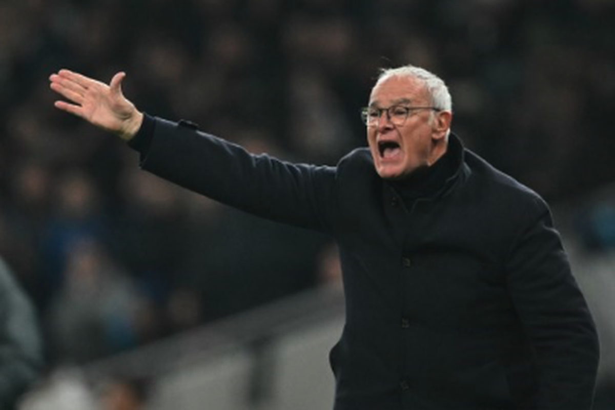 Claudio Ranieri, AS Roma, Roma, Gian Piero Gasperini, Francesco Totti, Ranieri Tinggalkan Roma Usai Ribut dengan Gasperini, Totti Kembali?